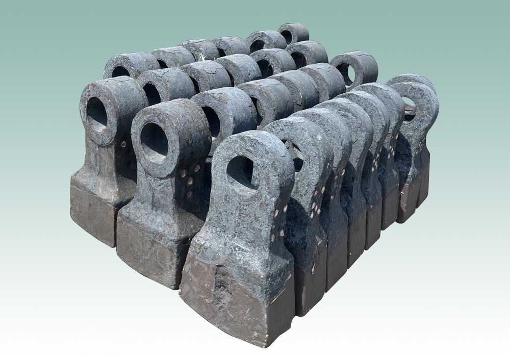 耐磨破碎機錘頭 雙金屬、陶瓷復合與耐磨合金錘頭的鑄造廠家選擇指南